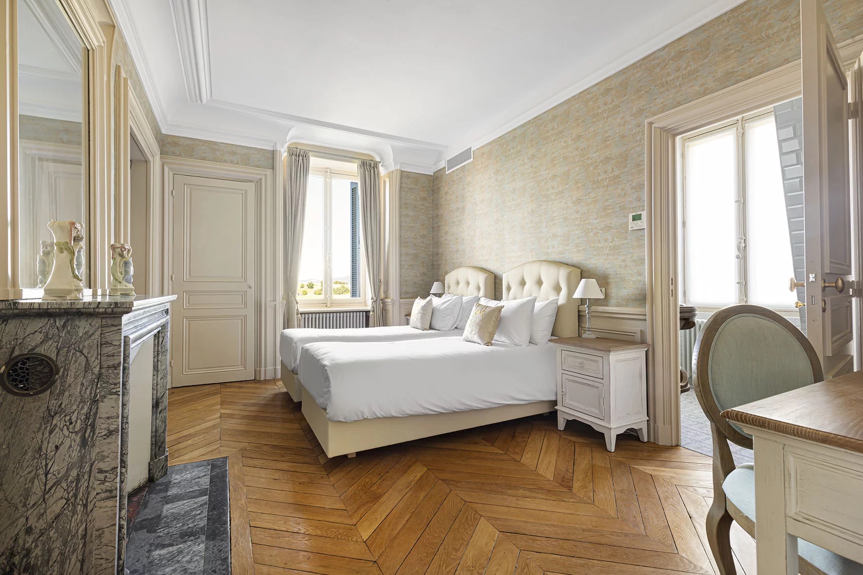 Guest bedroom